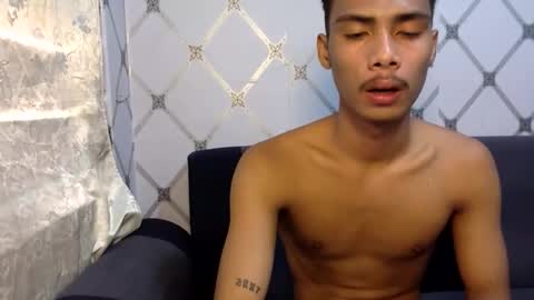 itzme_urboy online show from April 2026 02:44:01 AM