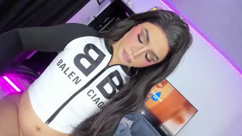 Snapshot of ivan_standford chatting on February 2026 12:06:01 AM y online show from February 2026 12:06:01 AM