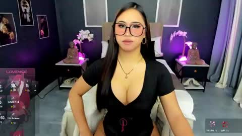 Snapshot of ivana_elise18 chatting on June 2026 09:18:02 PM HI NEW PRINCESS ELISE online show from June 2026 09:18:02 PM
