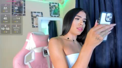 Snapshot of ivana_foxxx chatting on October 2025 11:06:02 PM Ivanna online show from October 2025 11:06:02 PM