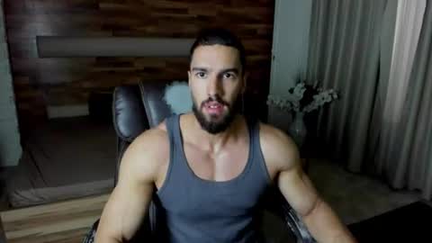 Snapshot of ivanhydee chatting on July 2026 04:29:01 AM IvanHydee online show from July 2026 04:29:01 AM