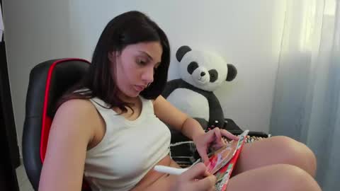 ivanna_essis online show from February 2025 09:38:02 PM