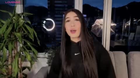 Ivanna West online show from September 2025 10:39:01 AM