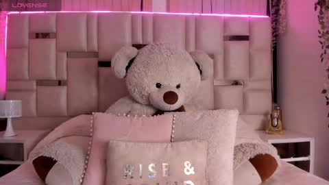 Ivanna West online show from June 2026 03:21:02 AM