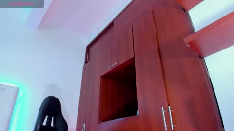 ivannapretyts online show from November 2025 04:19:02 PM