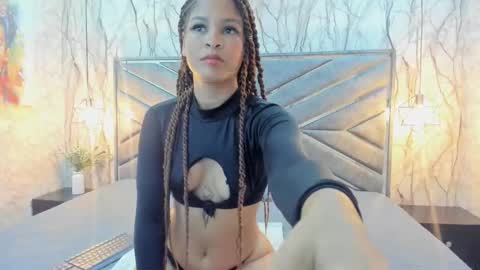 Ivis  online show from February 2025 12:02:02 PM