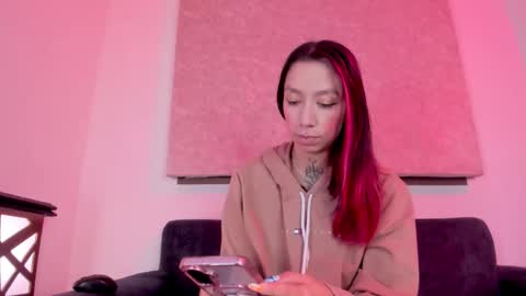 Ivonne  online show from March 2026 12:19:01 PM