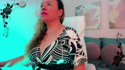 Ivonne online show from February 2026 12:57:02 PM