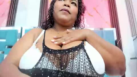 Ivonny online show from February 2026 11:43:02 AM