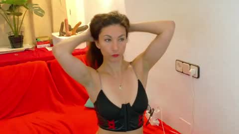 Snapshot of ivonne_hilton chatting on July 2026 07:49:01 AM Ivonne online show from July 2026 07:49:01 AM