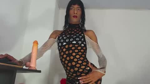 ivonneth online show from February 2026 09:13:02 PM