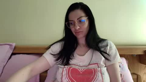 Snapshot of ivoryorchid chatting on December 2024 05:48:01 PM Ivory online show from December 2024 05:48:01 PM