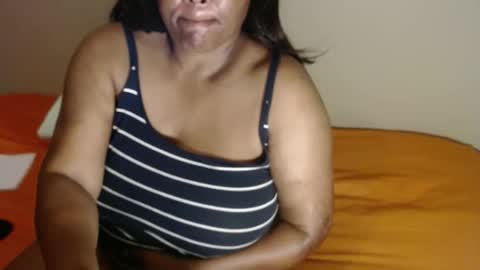 Snapshot of ivorytits48 chatting on September 2025 03:54:01 AM IVORYTITS48 online show from September 2025 03:54:01 AM