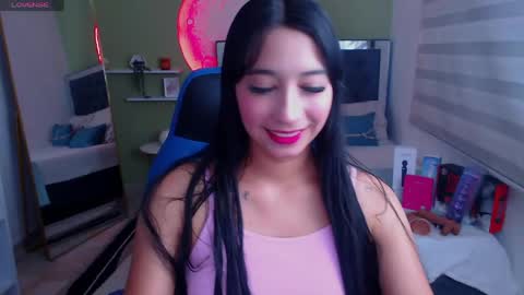 Snapshot of ivvoncute chatting on May 2026 01:33:01 AM ivvoncute online show from May 2026 01:33:01 AM