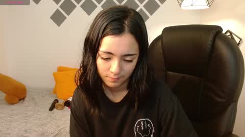 Snapshot of ivy_gail chatting on December 2024 04:08:02 AM  IVY online show from December 2024 04:08:02 AM