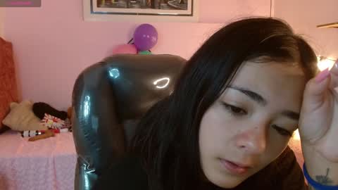 Snapshot of ivy_gail chatting on January 2025 09:23:01 AM  IVY online show from January 2025 09:23:01 AM