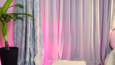 Snapshot of ivy_myaa chatting on June 2026 10:23:01 PM Ivy Myaa online show from June 2026 10:23:01 PM