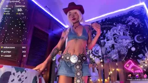 Snapshot of ivybank chatting on November 2025 07:59:02 PM Ivy bank online show from November 2025 07:59:02 PM