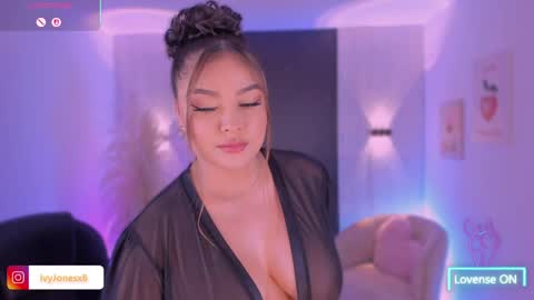 Ivy online show from May 2026 11:01:04 PM