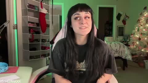 Snapshot of ivyminxxx chatting on December 2024 01:48:02 AM Ivy Minxxx online show from December 2024 01:48:02 AM