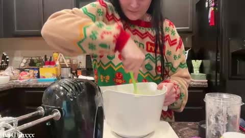 Snapshot of ivyminxxx chatting on December 2024 10:49:02 PM Ivy Minxxx online show from December 2024 10:49:02 PM