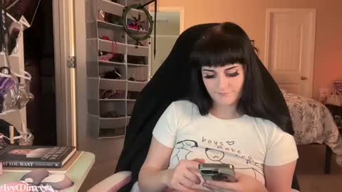 Snapshot of ivyminxxx chatting on January 2025 09:57:02 AM Ivy Minxxx online show from January 2025 09:57:02 AM