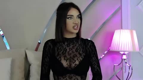 Ivy online show from April 2026 07:07:02 PM