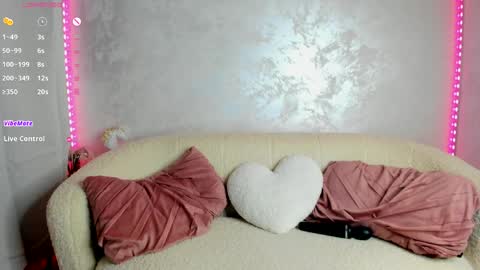 Snapshot of ivytease_ chatting on May 2026 05:25:01 AM Ivt online show from May 2026 05:25:01 AM