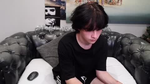 Maxim online show from December 2024 12:31:02 AM