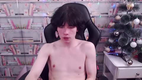 Maxim online show from December 2024 01:04:02 AM