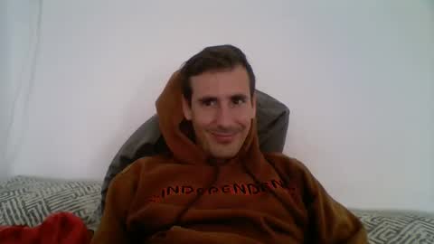 Casandro online show from December 2025 11:59:01 AM
