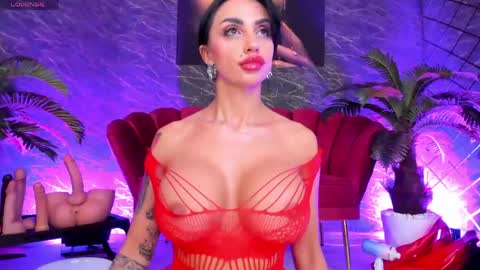 izabelatessa online show from May 2026 08:03:02 PM