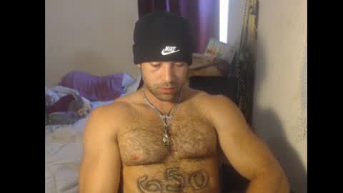 Snapshot of izak144 chatting on July 2026 06:29:01 PM izak144 online show from July 2026 06:29:01 PM
