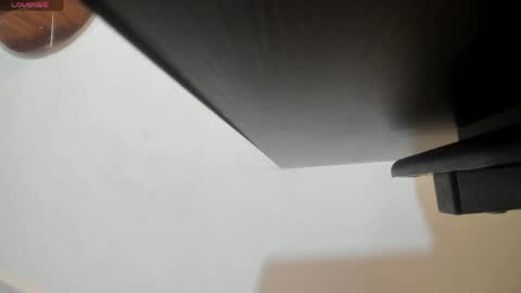 izelevans online show from April 2026 09:58:02 AM