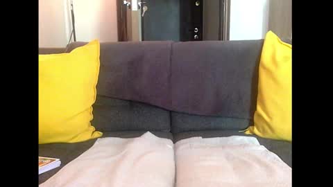 izzy53220 online show from January 2026 08:28:02 AM