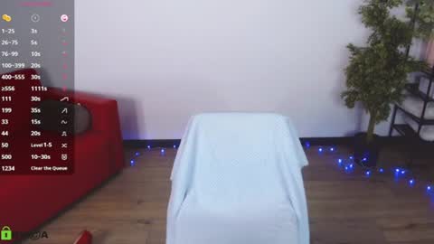 Snapshot of izzy_cam chatting on July 2026 05:10:02 AM Queen of nylon Victoria online show from July 2026 05:10:02 AM
