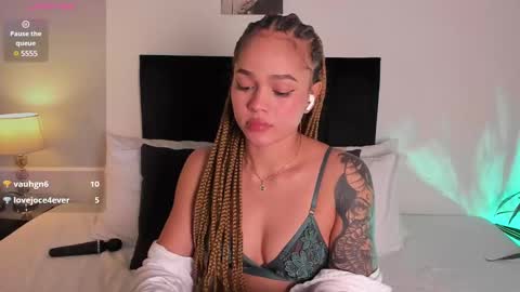 Izzy vega  online show from March 2025 01:58:02 AM