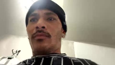 Snapshot of j0nnyk1ng chatting on January 2026 07:23:01 AM Mugen online show from January 2026 07:23:01 AM