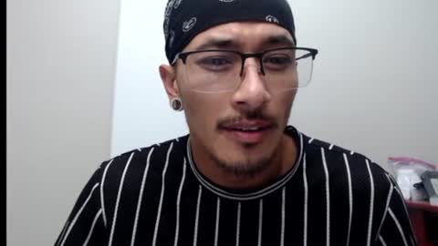 Snapshot of j0nnyk1ng chatting on February 2026 01:43:02 AM Mugen online show from February 2026 01:43:02 AM