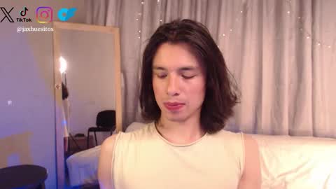 Snapshot of j_a_x_x_x_o_n chatting on March 2026 03:28:02 PM Hey im Jaxxxon check my info online show from March 2026 03:28:02 PM