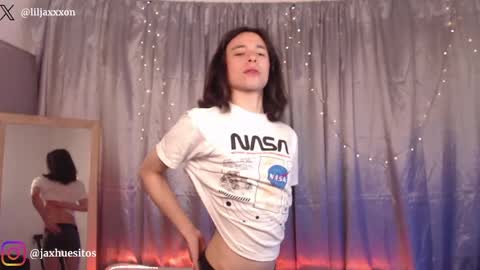 Snapshot of j_a_x_x_x_o_n chatting on May 2026 11:48:01 AM Hey im Jaxxxon check my info online show from May 2026 11:48:01 AM