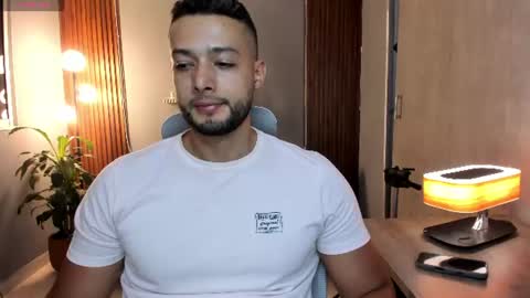 Calix  Independient model Insta and twt Calixsnake online show from August 2026 11:25:01 PM