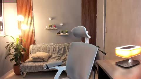Calix  Independient model Insta and twt Calixsnake online show from August 2026 11:08:01 PM