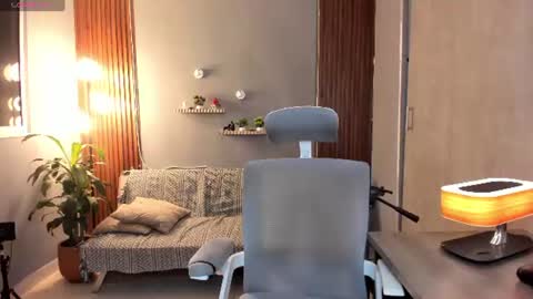 Calix  Independient model Insta and twt Calixsnake online show from August 2026 01:07:02 AM