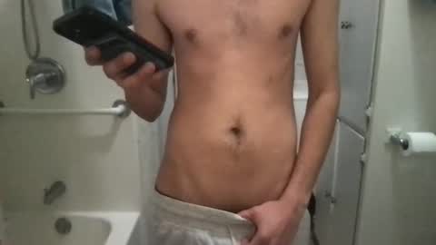 Snapshot of j_reyes24 chatting on January 2025 06:48:01 PM j_reyes24 online show from January 2025 06:48:01 PM