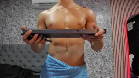 Snapshot of jace_parker chatting on April 2026 12:00:02 AM jace_parker online show from April 2026 12:00:02 AM