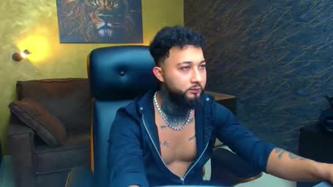 Snapshot of jacezachary chatting on September 2025 10:09:01 AM JaceZachary online show from September 2025 10:09:01 AM