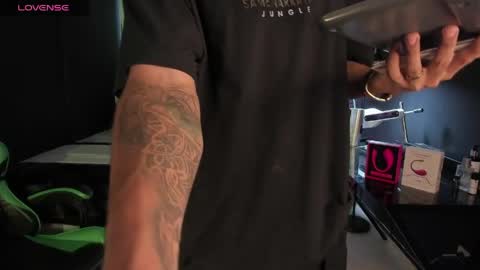 JACK CASTELL online show from April 2026 11:09:02 PM