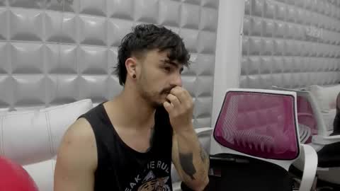 Snapshot of jack_daniel__ chatting on December 2025 01:28:02 PM JACK DANIEL online show from December 2025 01:28:02 PM