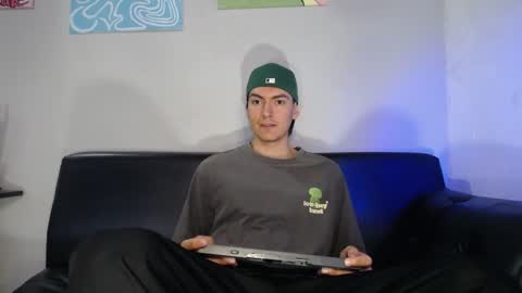 Snapshot of jack_norizz chatting on January 2025 11:33:01 AM INDEPENDENT MODEL online show from January 2025 11:33:01 AM